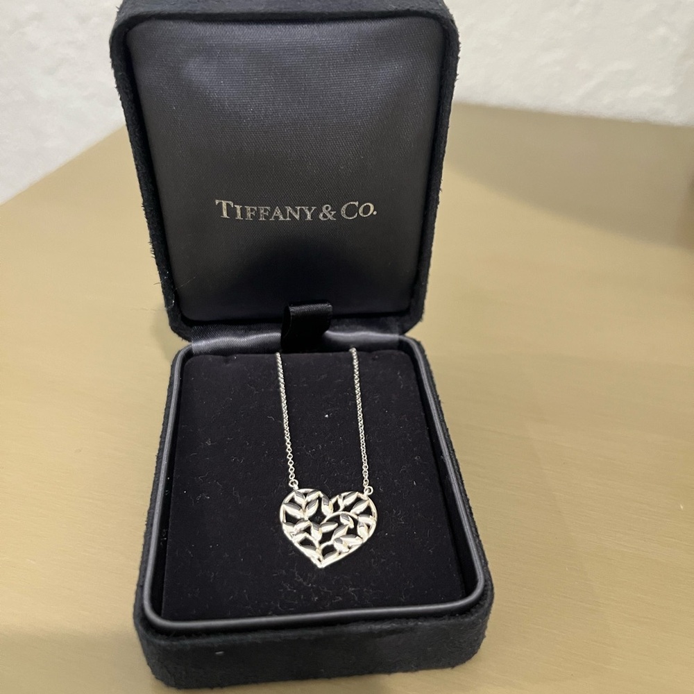 Tiffany & Co. Sterling Silver Openwork Heart Pendant Necklace